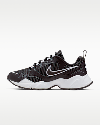 WMNS+NIKE+AIR+HEIGHTS.png